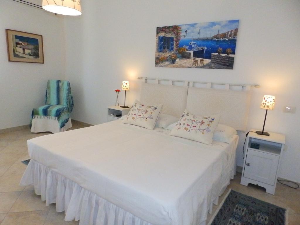 Ploaghe Sa Chessa B&B المظهر الخارجي الصورة