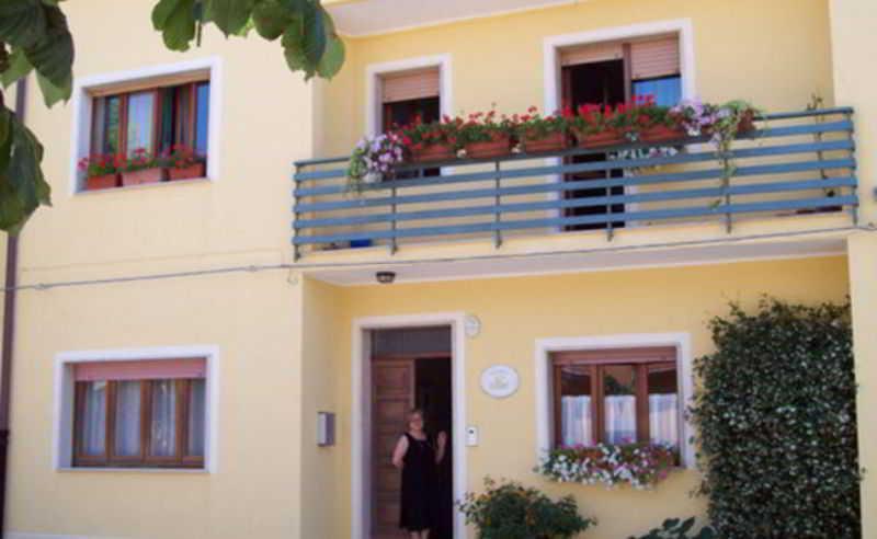 Ploaghe Sa Chessa B&B المظهر الخارجي الصورة